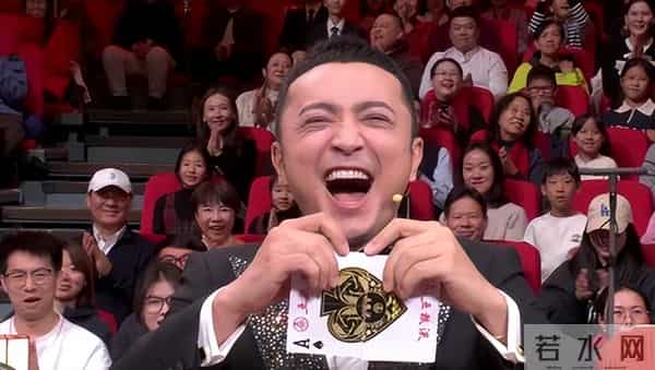 国家发文,42岁尼格买提再破天花板,让撒贝宁和整个主持界沉默了