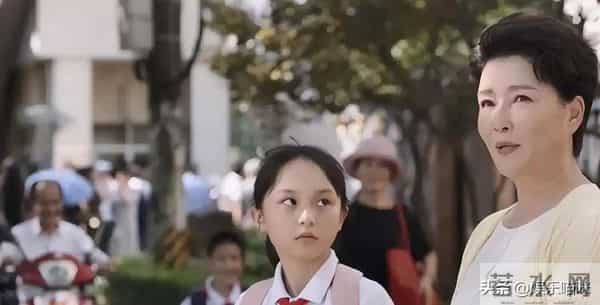 央视《大生意人》如果换迟蓬来演古母,或许朱茵就不用挨骂了