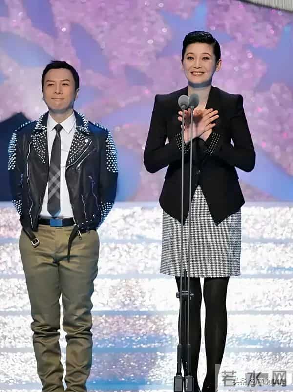 不合影不知道，一合影全露馅！原来这些明星都是潜藏的“小土豆”