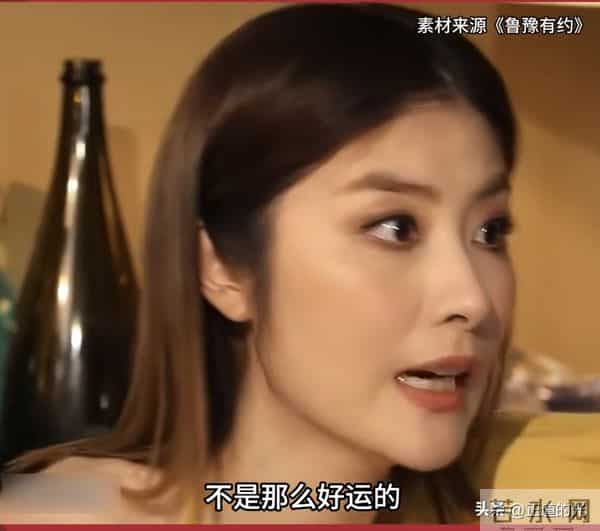 53岁陈慧琳：人生最大阻碍是脸大 宁愿肥也不医美 路边摊吃粉接地气