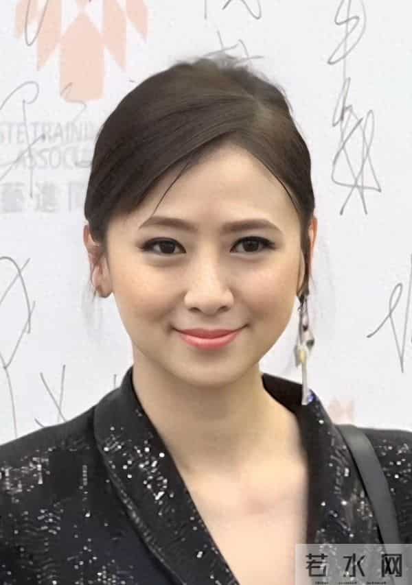 57岁翁虹现状曝光：从豪门惨败到逆风翻盘，人生剧情堪比电视剧