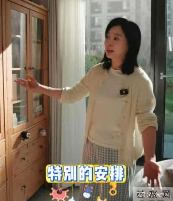 原来我们误会李七月了，央视对她另有重用，连龙洋康辉都刮目相看