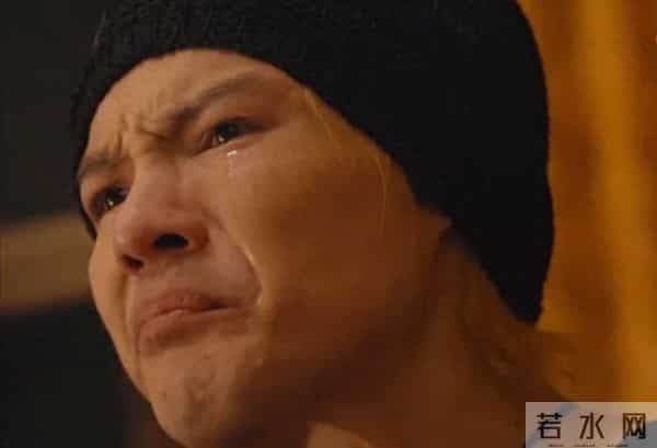 41岁向佐哭诉：娱乐圈的人很恐怖！向华强称“我这辈子唯一捧不起来的就是我的亲儿子”