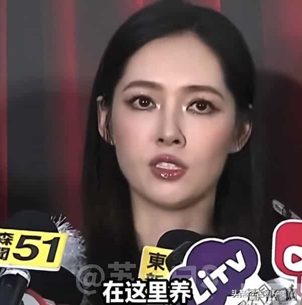 郭碧婷不再隐瞒，坦白和向佐长期分居的真相，多亏有向太的大格局