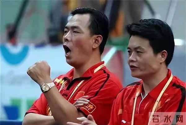 64岁蔡振华老婆，原来是她，如今演员儿子成两人的骄傲