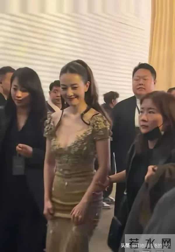 高圆圆这发量是真实的吗！羡慕了，法拉利老了还是法拉利！