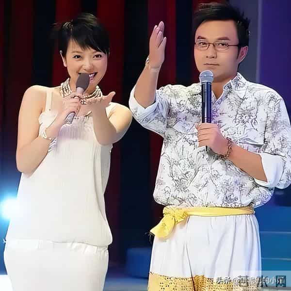 51岁汪涵现状-常年居住在长沙,穿人字拖嚼槟榔,大烟斗不离身