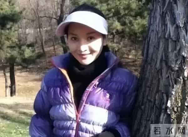 演员饶芯语:结婚11年,如今丈夫王奎荣78岁了,她的婚姻幸福吗