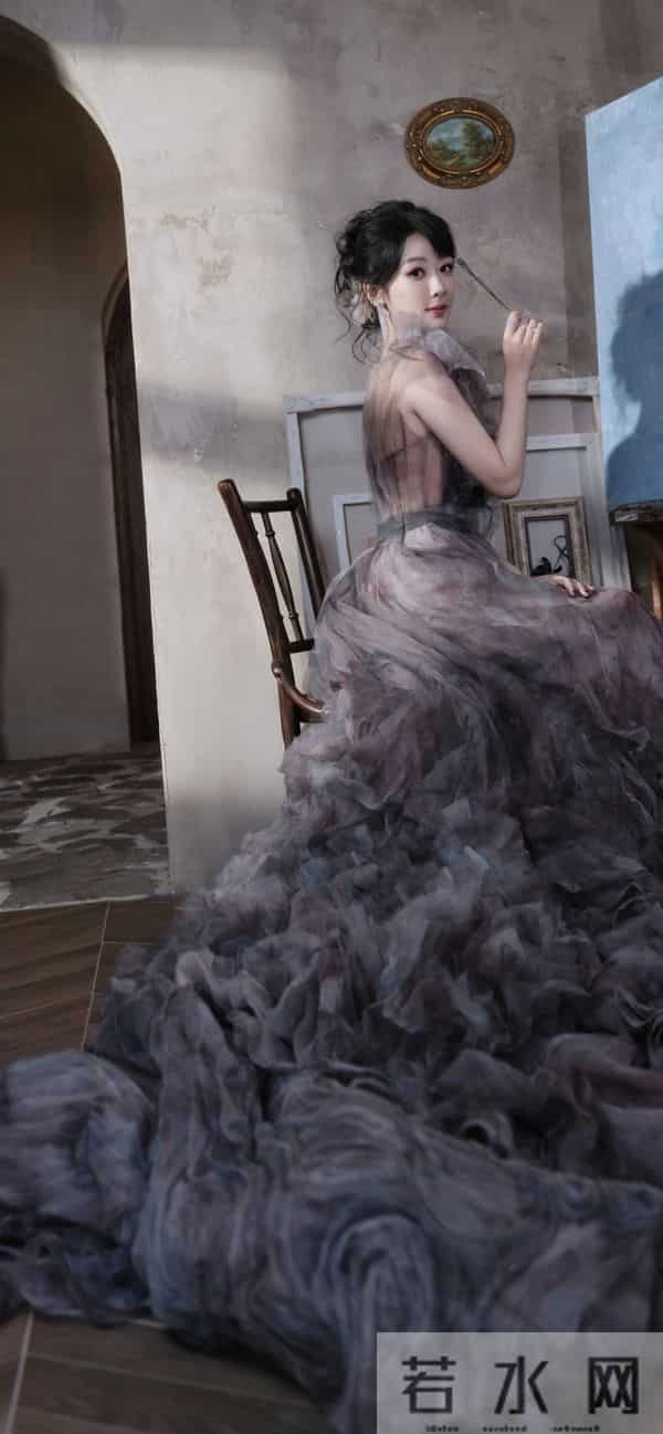 杨紫,薄纱写真,简直美得有点过分了
