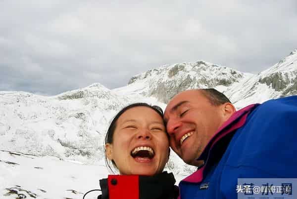 离婚1年，老锣和新欢恩爱 只有二儿子心疼龚琳娜，看来杨幂没说错