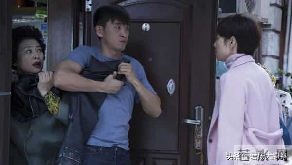 爸是导演,妈是演员,演技不次于朱亚文,47岁演《大生意人》红了