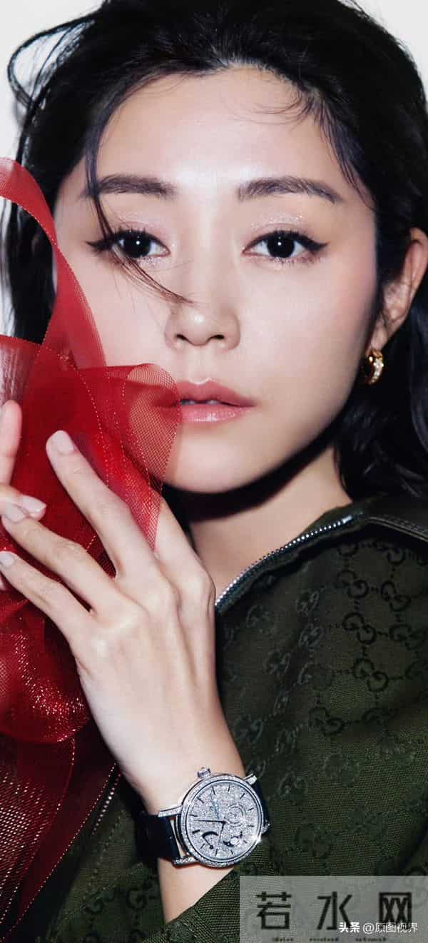 红气养人——卫诗雅时尚写真大图