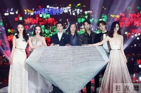 躲也躲不掉!“消失”大半年,再看赵丽颖真实处境,邬君梅说对了