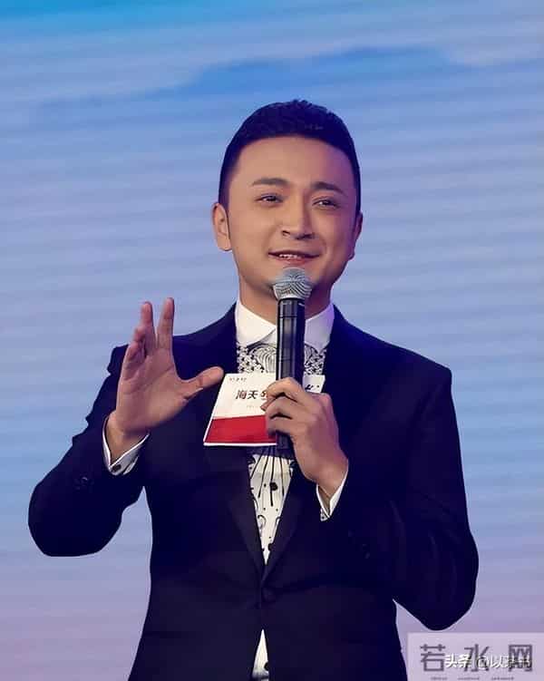 祝贺!42岁尼格买提高调迎喜讯,央媒亲自发文,看来撒贝宁说对了