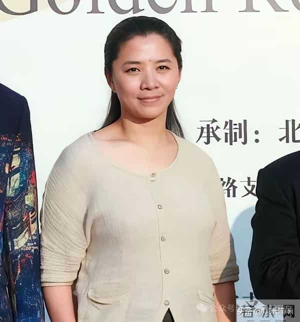 央视《大生意人》如果换迟蓬来演古母,或许朱茵就不用挨骂了