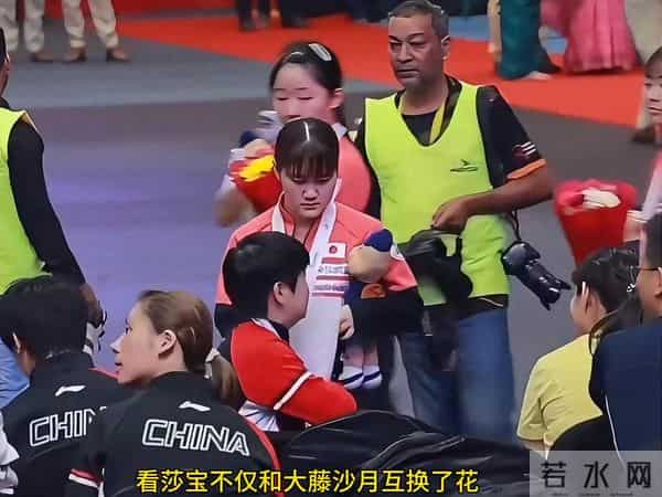 她哥是男外协白月光，她是女中的外协白月光[比心]