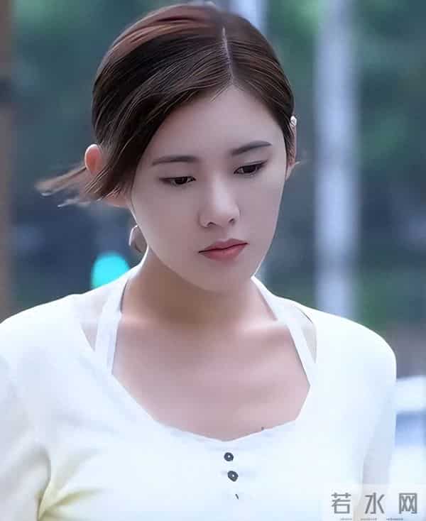 于晓光也没想到，远嫁中国8年的秋瓷炫，竟走上了另一条上坡路