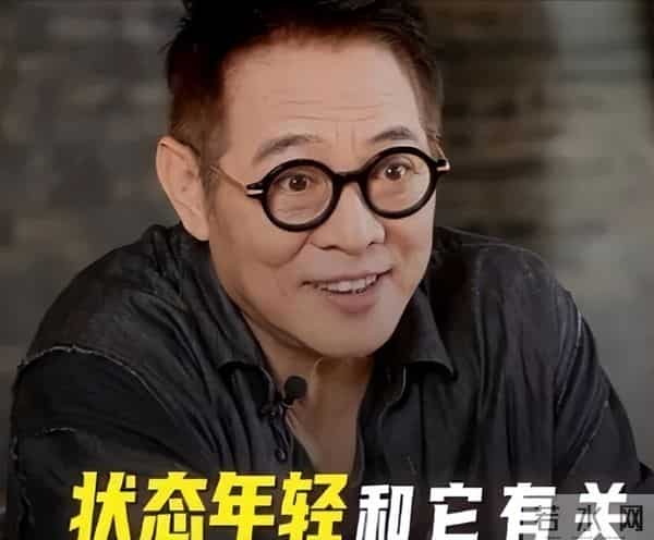 摊牌了！突然变年轻的李连杰被传闻缠身，这次亲自下场袒露真相