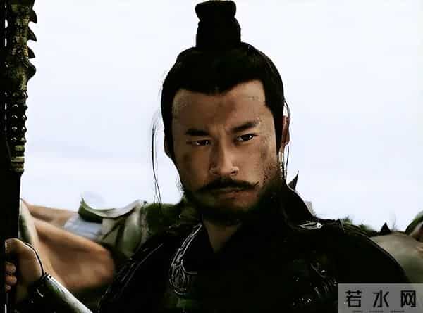 黄渤没说错,53岁未婚,为尽孝定居青岛的谭凯,已走上另一条大道