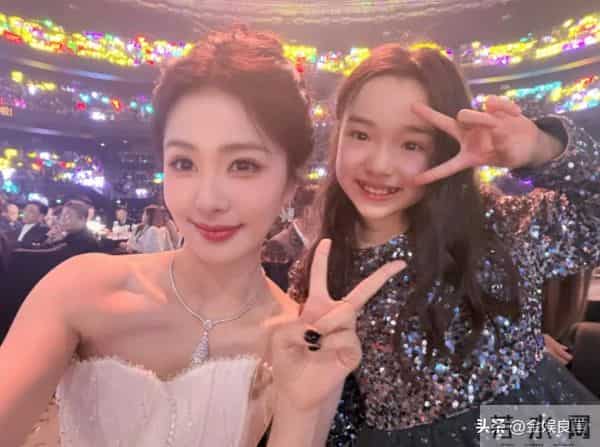 看聂远女儿和蓝盈莹飙戏，才知观众不是烦星二代，而是丑还没演技