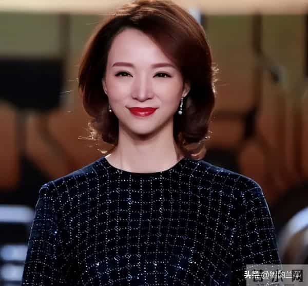 曾主持13年春晚，如今却跌落神坛的董卿，终要为“老赖”丈夫买单