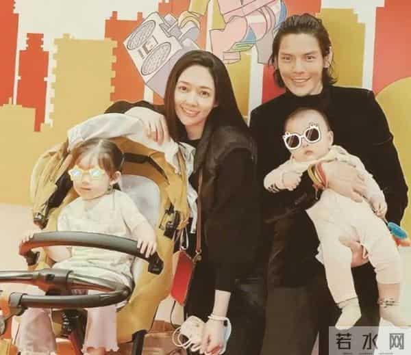 钱再多有什么用?和向佐两地分居的郭碧婷,给所有豪门夫妻提了醒