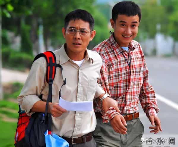 马伊琍参加上戏80周年校庆,文章话剧演出,腰伤复发