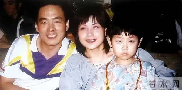 “乒乓教父”蔡振华:这辈子最大幸福,娶个&39;没心没肺&39;的演员老婆