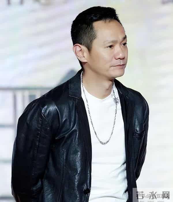 16年前，曾在爱妻葬礼上哭到昏厥，永不再娶的果靖霖，如今怎样了