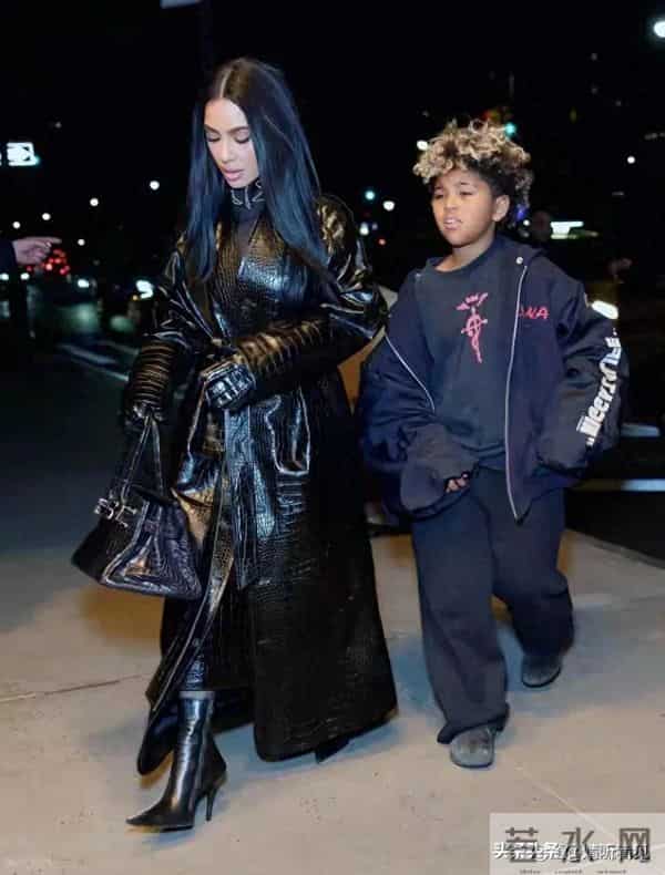 金卡戴珊都服气，坎爷的遗传基因太强大了！