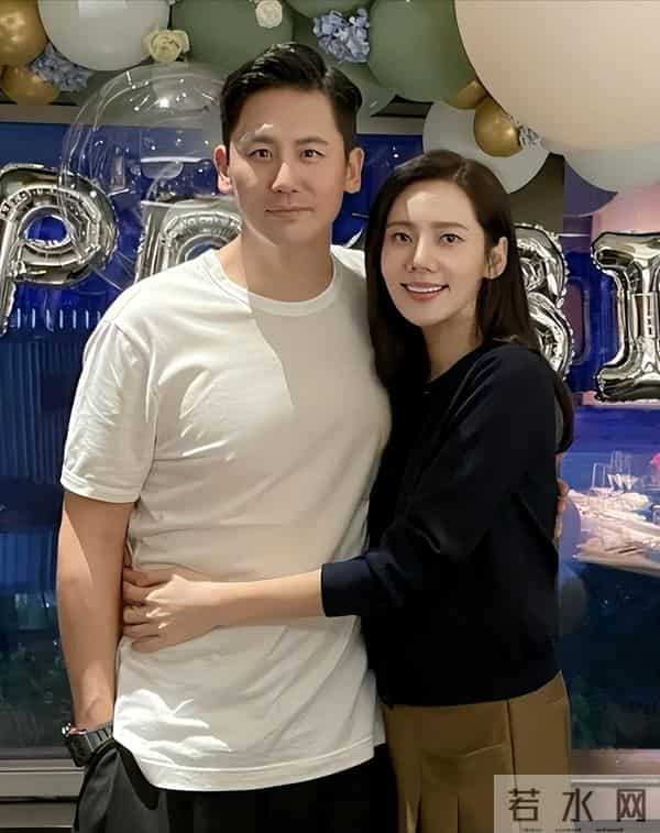 于晓光也没想到，远嫁中国8年的秋瓷炫，竟走上了另一条上坡路