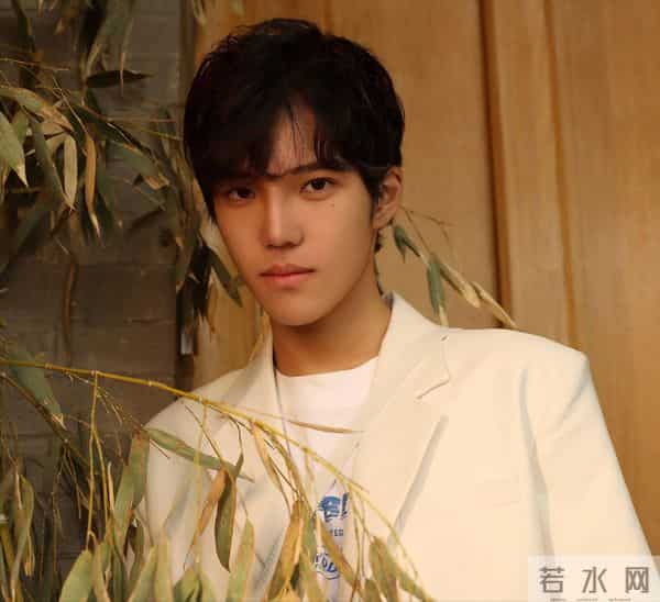 明明长相平平，却总扮演“绝世美男”，这5位短剧男主脸红不红