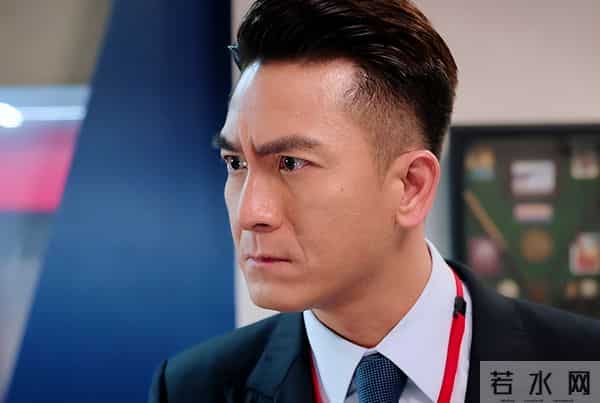 香港TVB著名男星的父亲在近日离世,他送别父亲最后一程