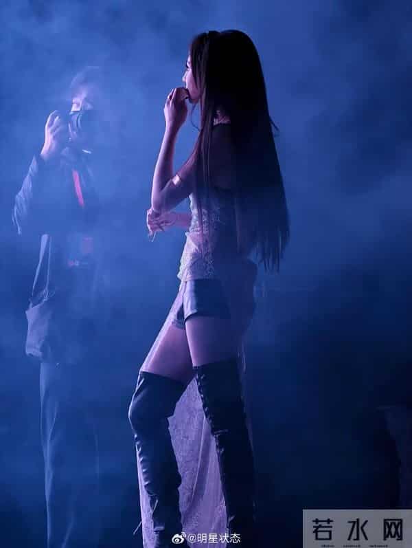 彭小苒,你这身材也太好了吧!