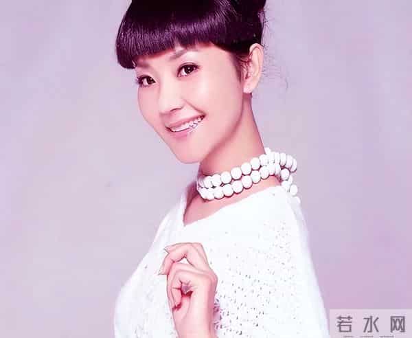 她在中央电视台主持15年,竟是临时员工?辞职后又获高薪聘请