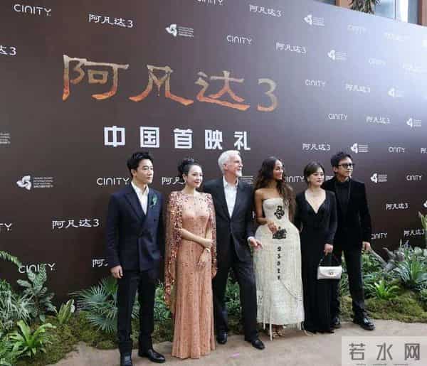 章子怡热脸贴冷墙,孙俪冷眼旁观,邓超偷亲成焦点