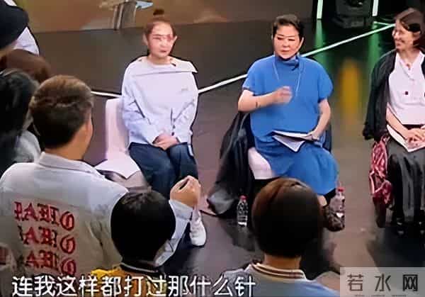 摊牌了！突然变年轻的李连杰被传闻缠身，这次亲自下场袒露真相