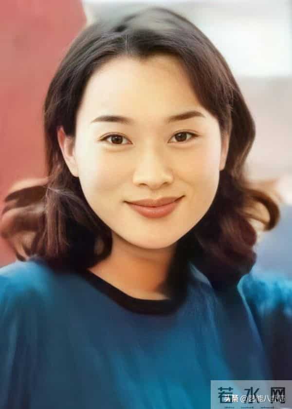 59岁坣娜病逝：从车祸到红斑狼疮，她从未放弃，富商老公再度丧妻