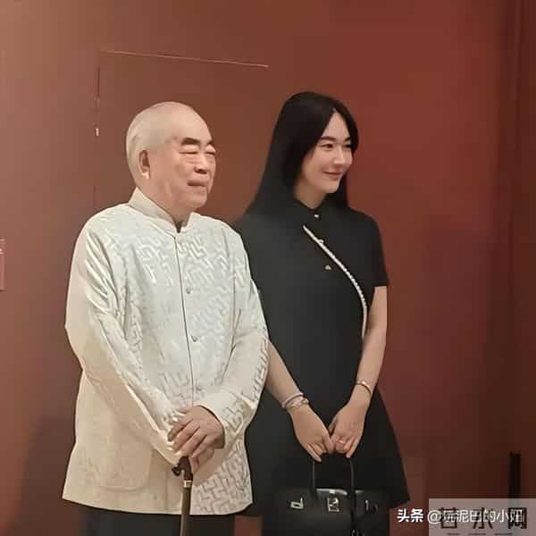 范曾露面回应，37岁徐萌近期产下独子，与54岁女儿断绝关系