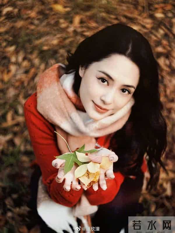 阿娇公开卸妆过程妆前妆后差异，绝美神颜惊艳网友：卸掉了灰尘