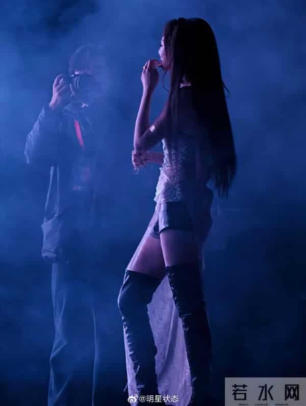 彭小苒,你这身材也太好了吧!