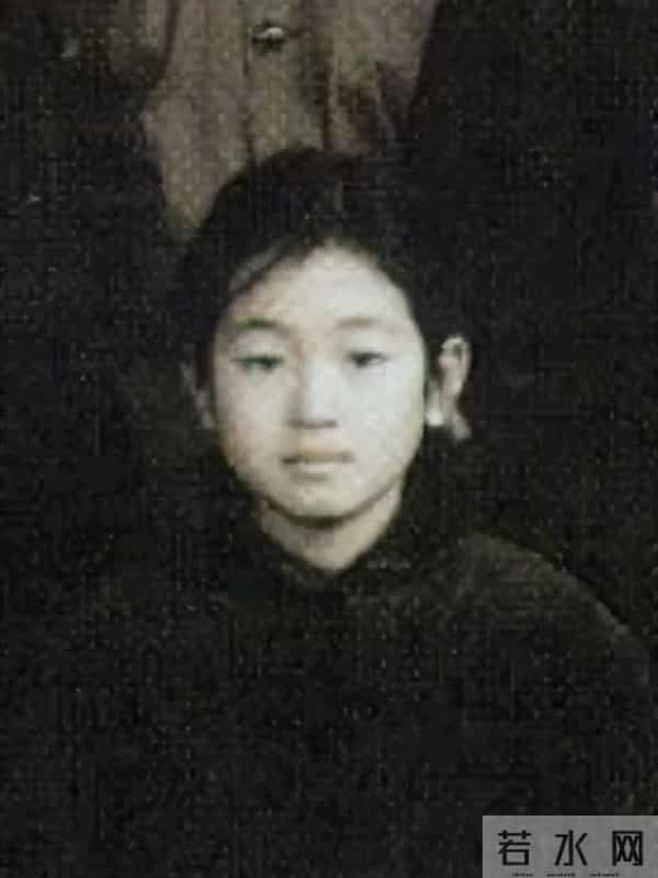 巩俐父亲：名校教授、家庭圆满，两个女儿却成了他心中的痛