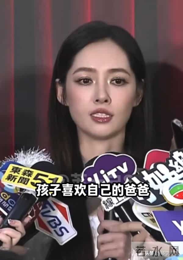 这一次,面相大变的郭碧婷 撕碎了向太最后的体面,原来郭爸没说谎