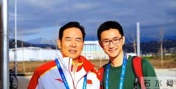 64岁蔡振华老婆，原来是她，如今演员儿子成两人的骄傲