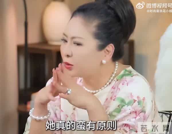 豪门不养“傻白甜”!郭碧婷6年婚姻分居4年,一句话暴露家庭地位