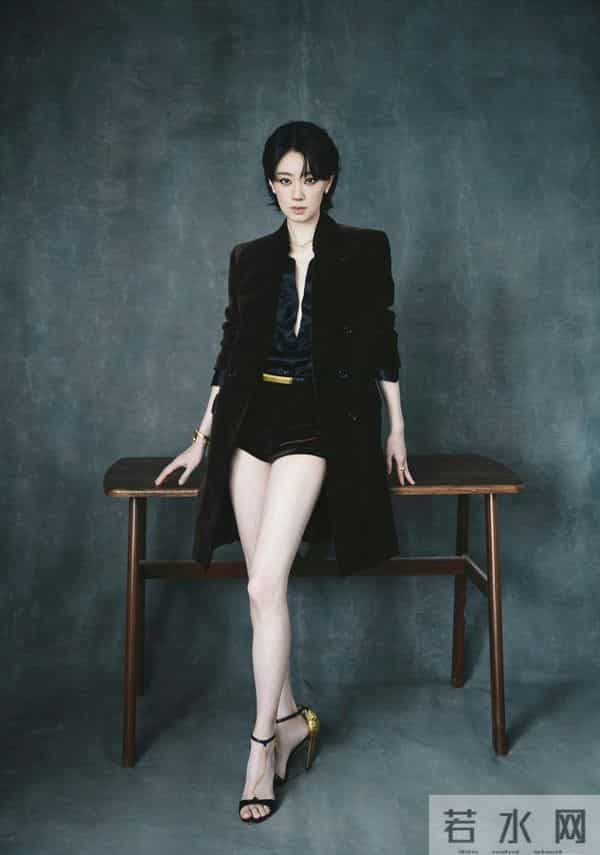 张小斐大长腿细高跟,身材健美!