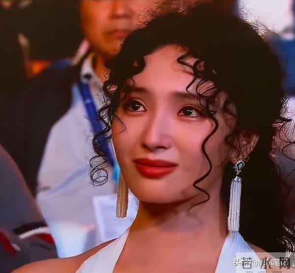 王紫璇：从“小神婆”到影帝爱妻，新婚仅1月被老公亲手送上热搜