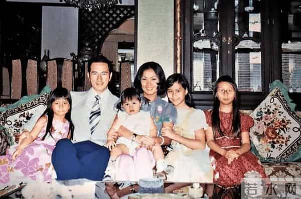 临终将“私生子”交给何超琼,赌王下的这盘大棋,五年后才看懂