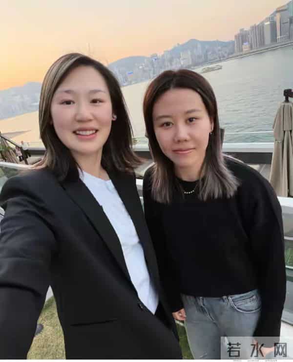 陈幸同换新发型好洋气,挑染的银色好漂亮啊,没有刘海更美丽大气