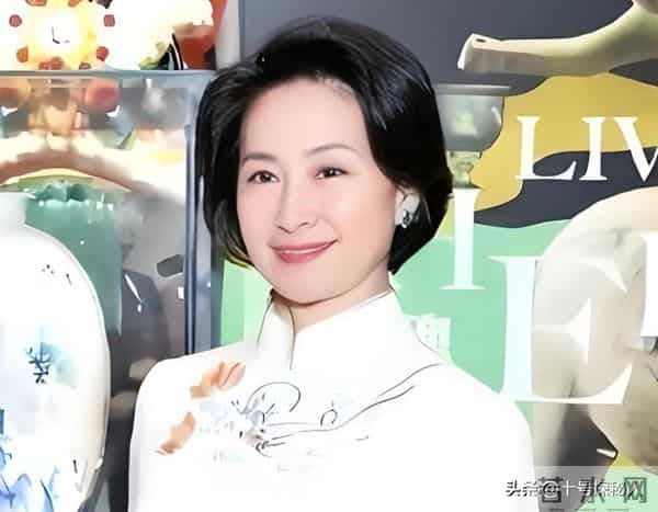 临终将“私生子”托付给何超琼,赌王下的这盘大棋,五年后才看懂